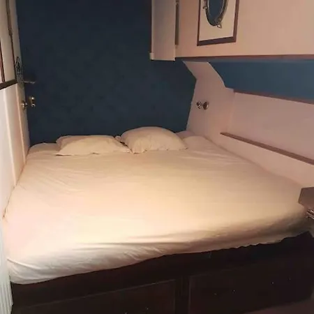 Peniche Authentique Confort Aigues-Mortes